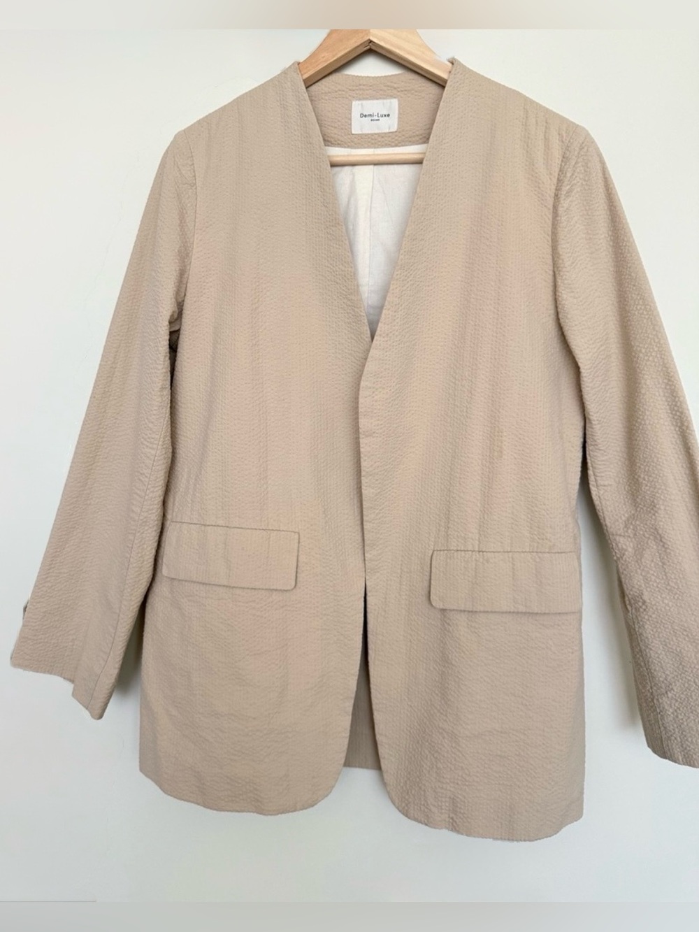BEAMS Japan Seersucker Cotton Collarless Open Blazer fully lined Natural Tan 36
